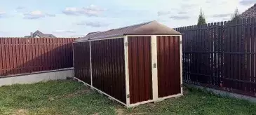 Хозблок для хранения садовой техники и инвентаря в двойной расцветке в дер. Троице-Сельцо, г. Мытищи, МО