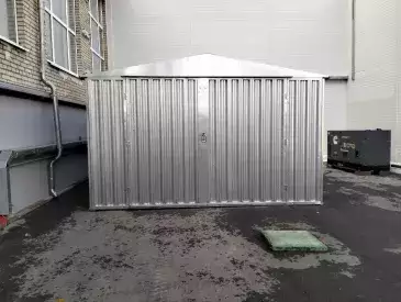 Вместительный гараж для складского помещения в цинковом цвете в пос. Смирновка, г.о. Солнечногорск, МО